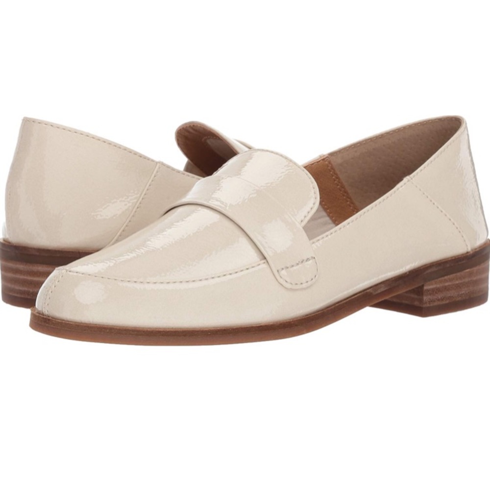 Lucky Brand: Loafers in sandshell